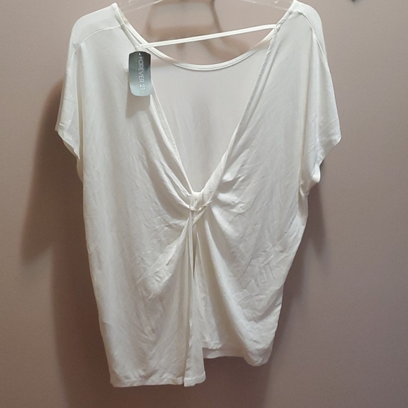 Ivory top - Picture 2 of 2